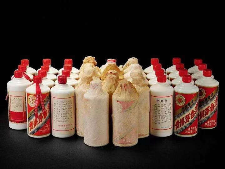 梁子湖日照岚山回收酒价格哪里回收(附近上门回收茅台酒）?